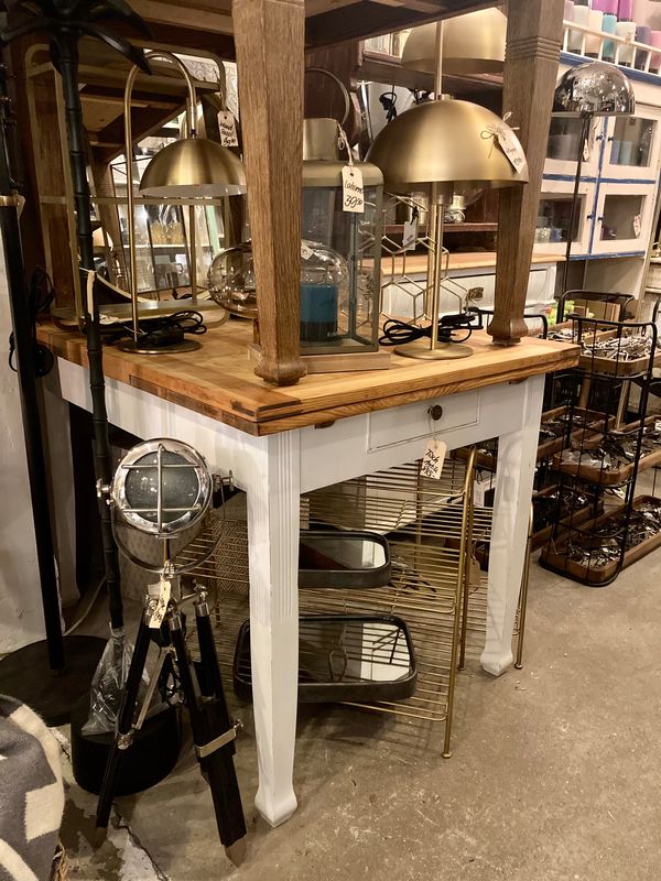 Antik‑Möbel - Einrichtungshaus Hamburg